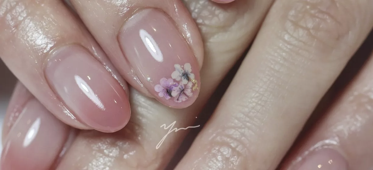 Nails by Yui